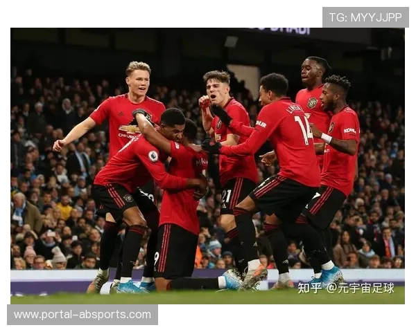 曼联2-0完胜曼城，B席姆伯莫联袂破门终结对手四场不败